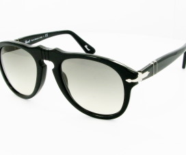 lunettes-de-soleil-persol-enfant-1