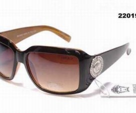 lunettes-de-soleil-hello-kitty-homme-1